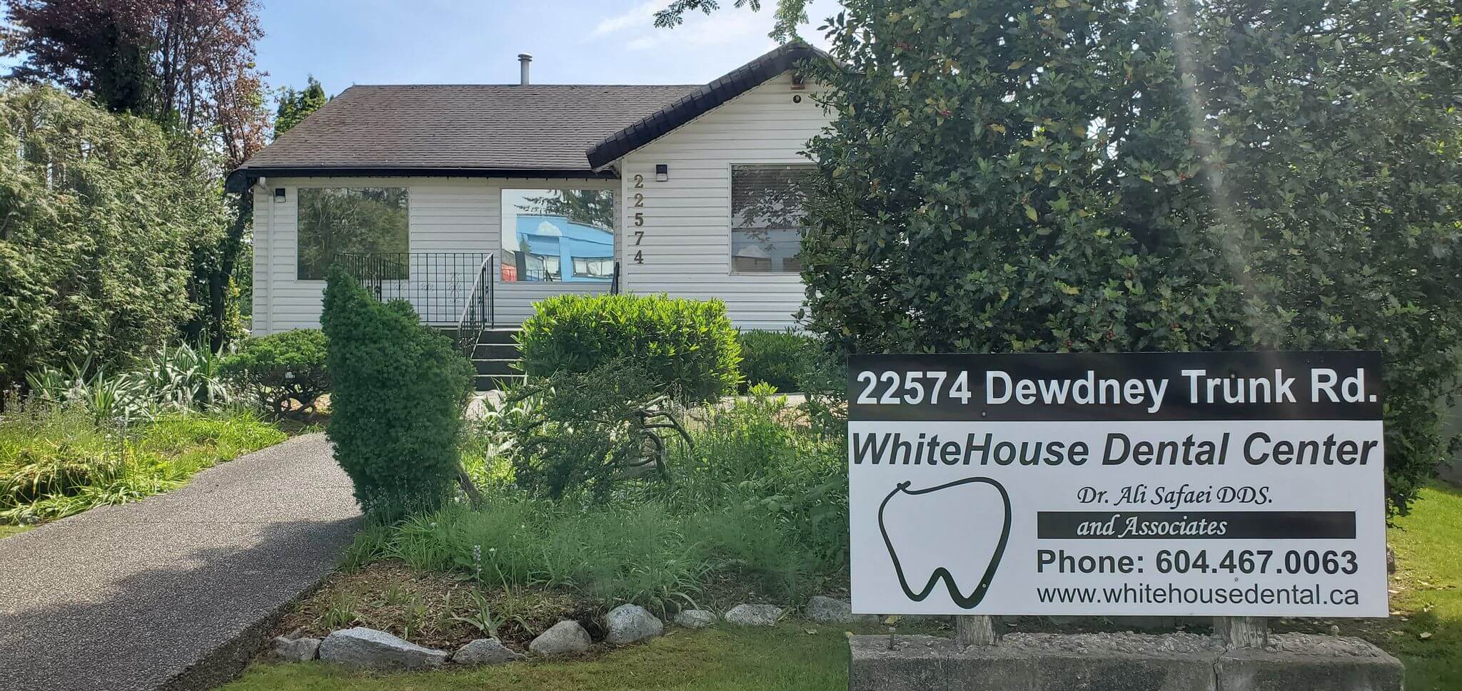 Dentist Maple Ridge white House Dental Affordable Dental Clinic